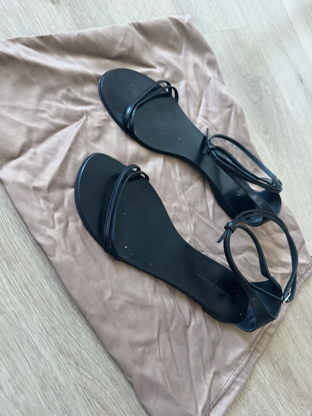 Giuseppe Zanotti Black Leather Strappy Flat Sandals women